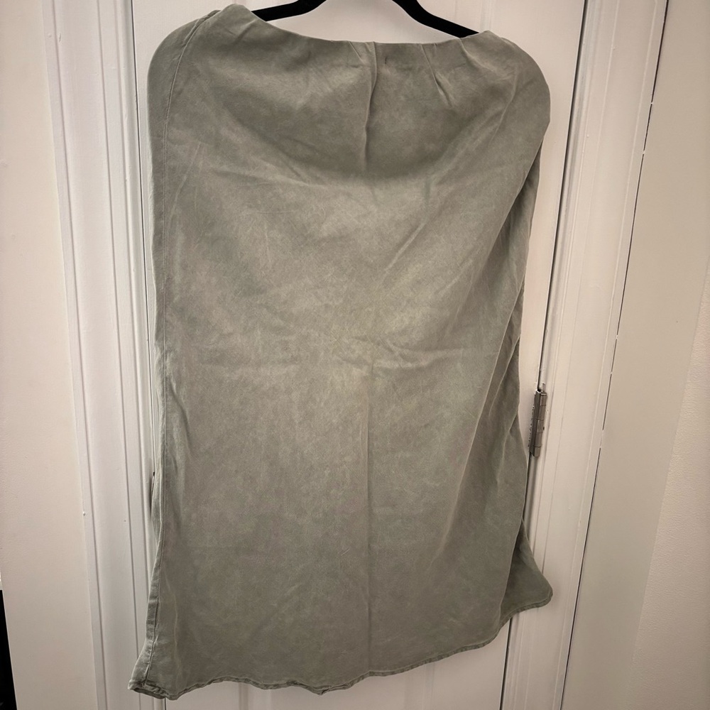 Bella Dahl Bias Midi Skirt Olive Green size S Cotton Granola Distressed Boho